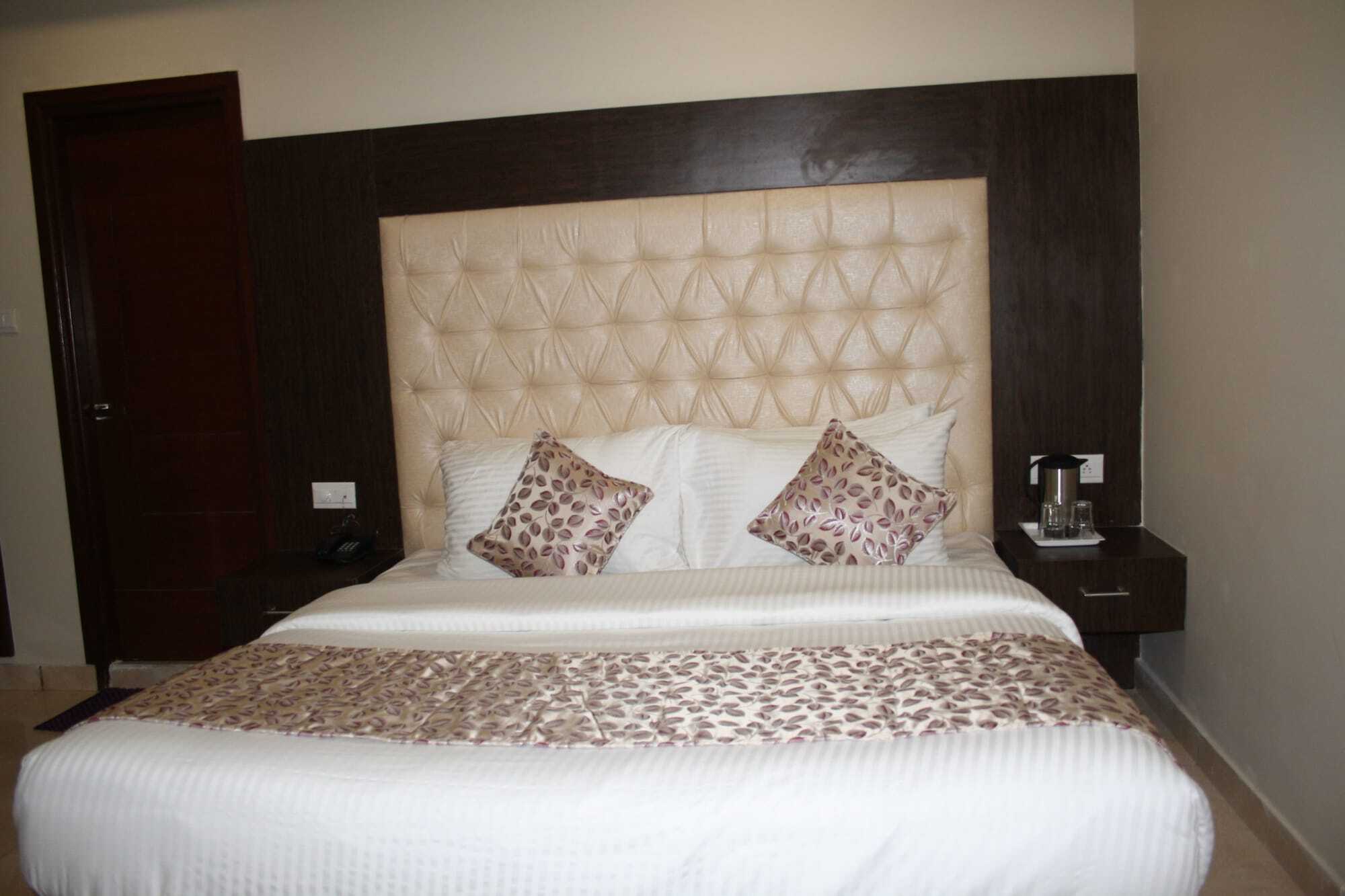 Regenta Place Green Leaf Manali- A Centrally Heated Resort المظهر الخارجي الصورة